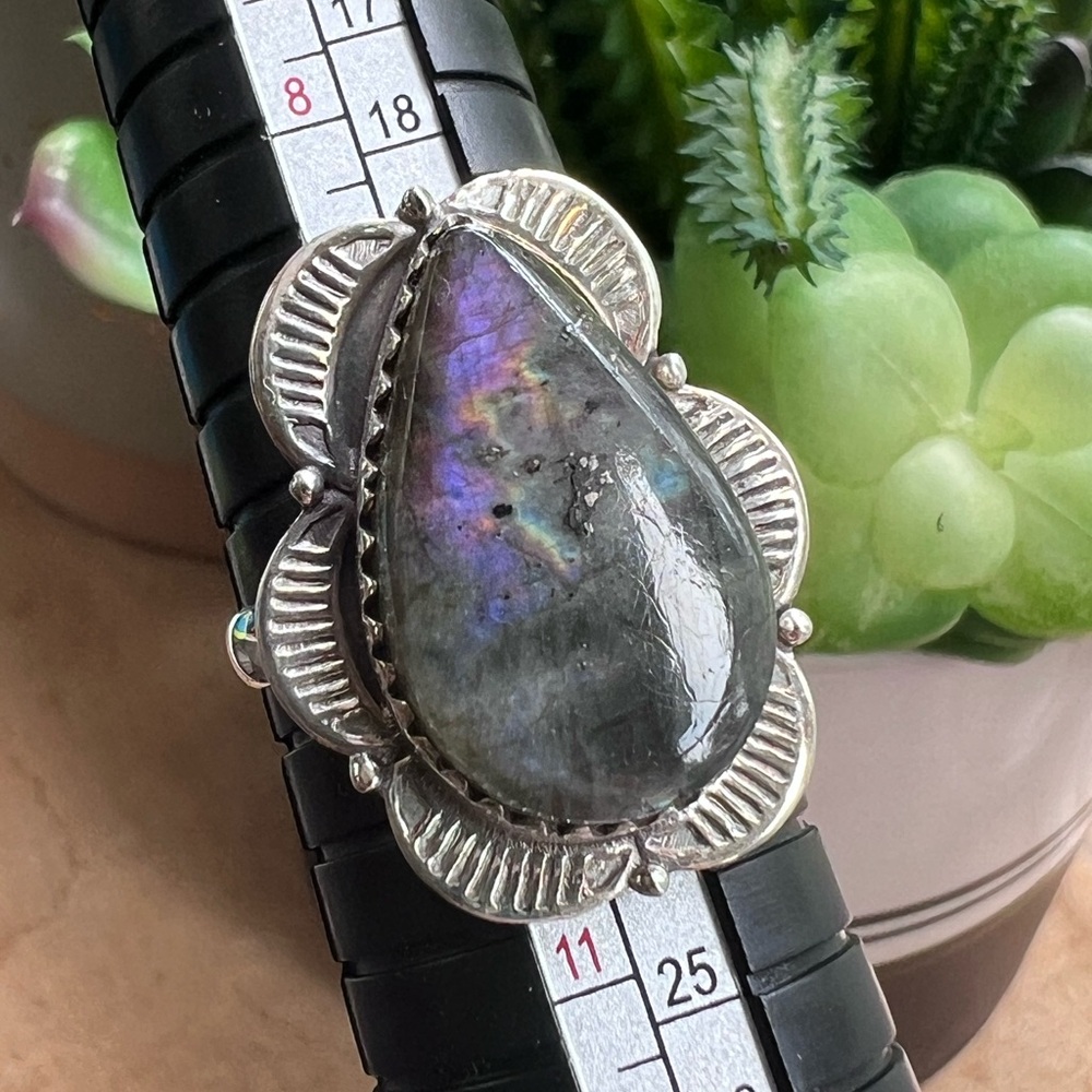 Purple Labradorite ring - Picture 3 of 7